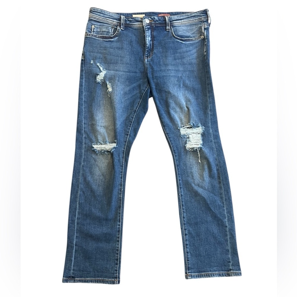 Anthropologie Pilcro Slim Boyfriend Distressed Crop - 30